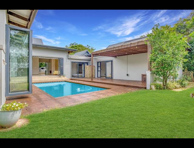 4 BEDROOM FREEHOLD TO LET IN SIMBITHI ECO ESTATE